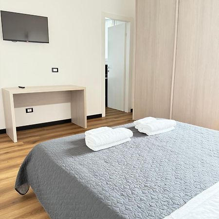 Hotel Infinity House - Eleganza Moderna Tra Treviso E Venezia à Casièr Extérieur photo