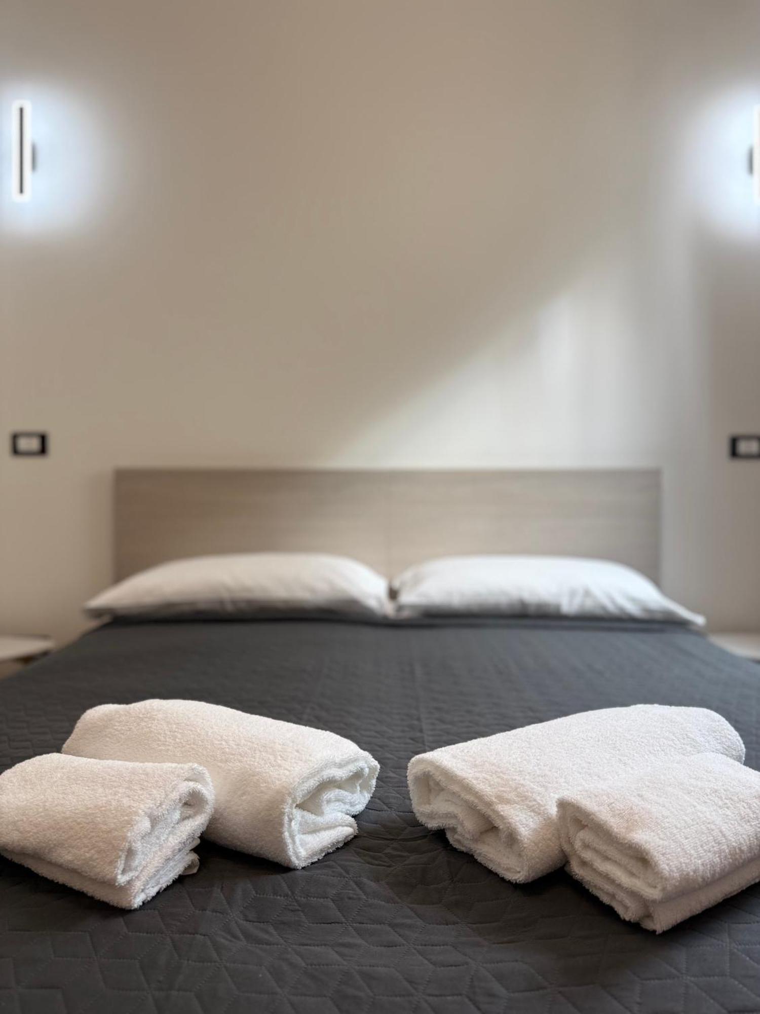 Hotel Infinity House - Eleganza Moderna Tra Treviso E Venezia à Casièr Chambre photo