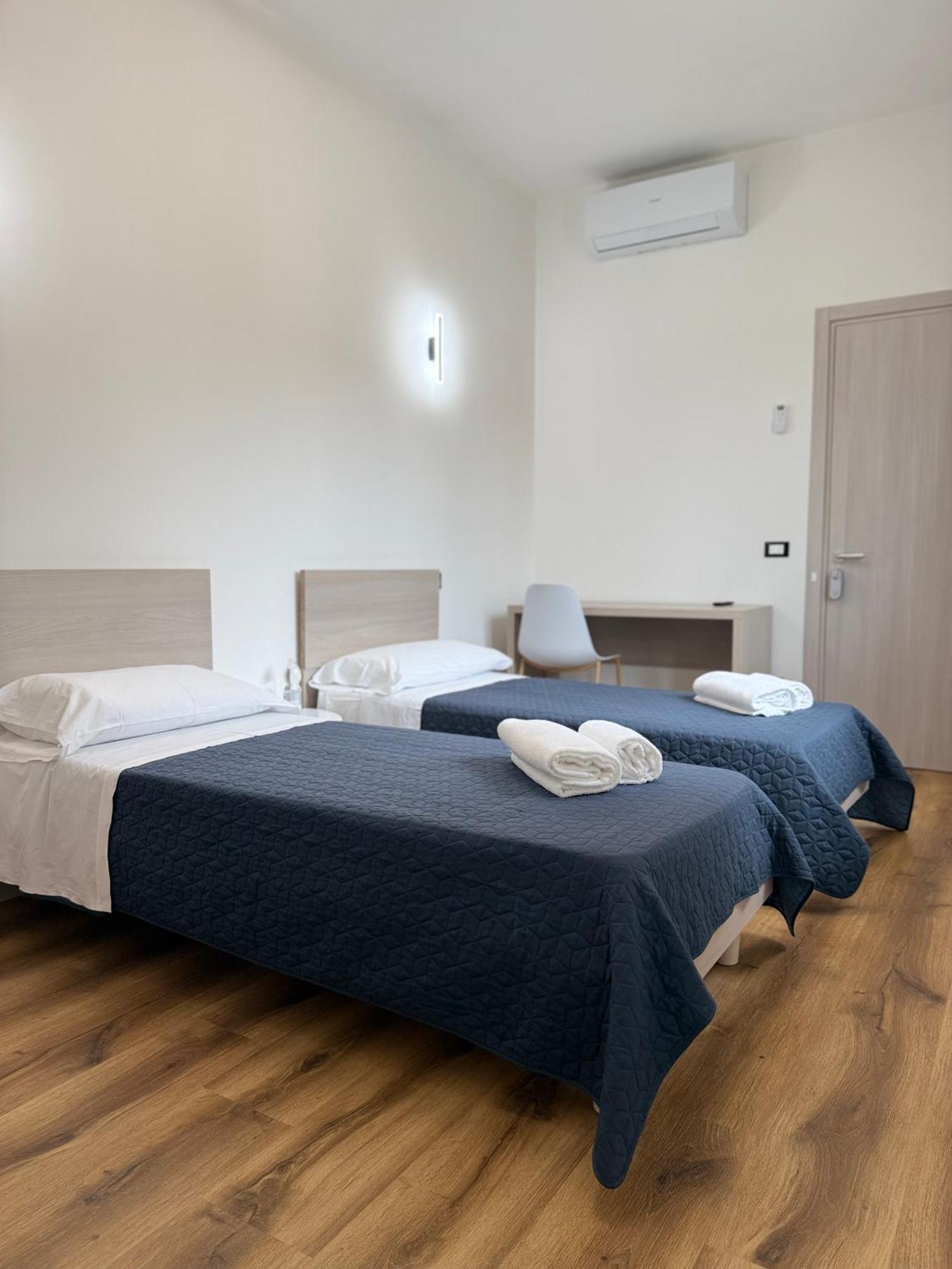 Hotel Infinity House - Eleganza Moderna Tra Treviso E Venezia à Casièr Extérieur photo